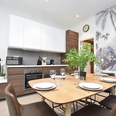 Apartment Charming -3br/6p-gare Du Nord/montmartre *
